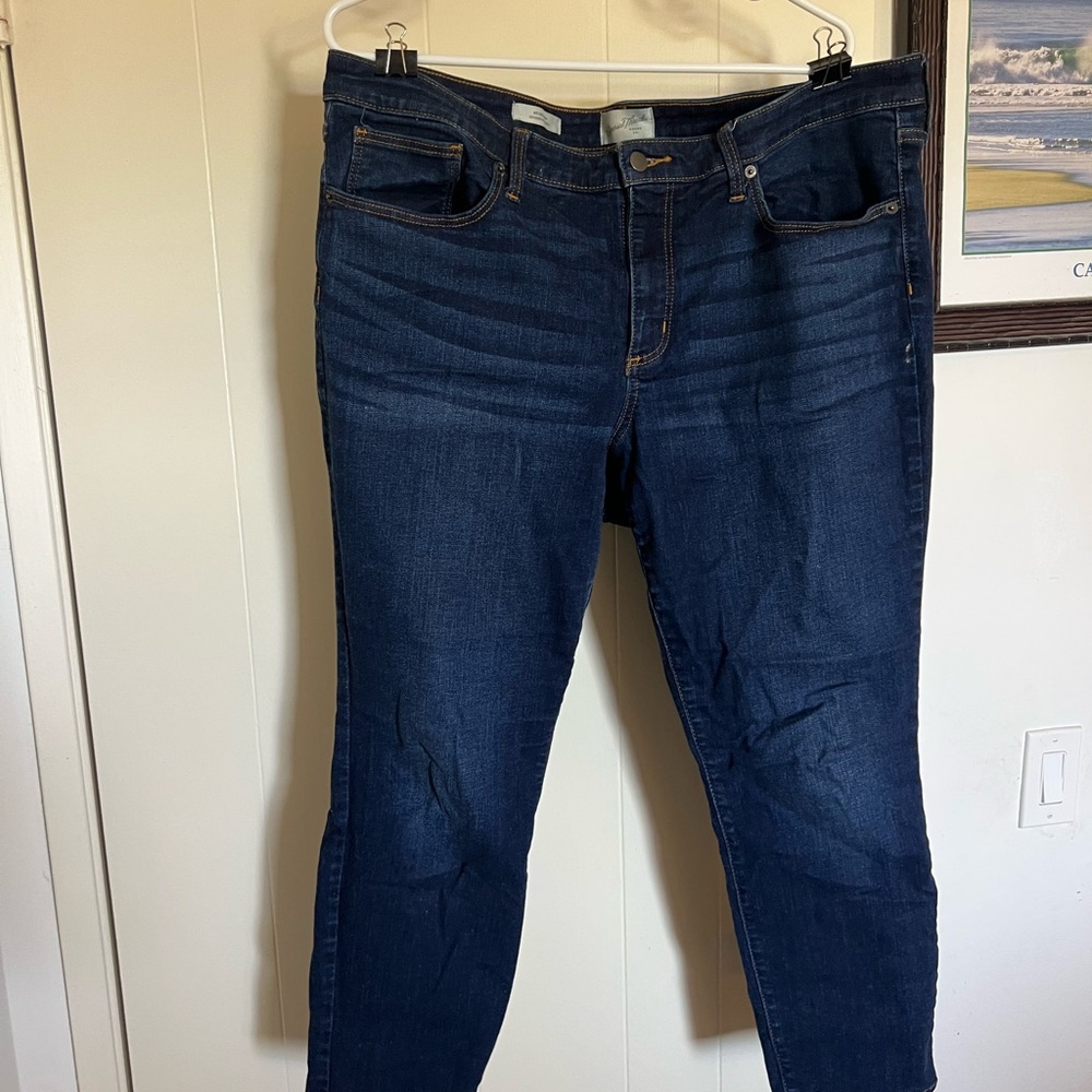 Universal Thread 18/34 mid rise skinny Classic Blue Women's Jeans